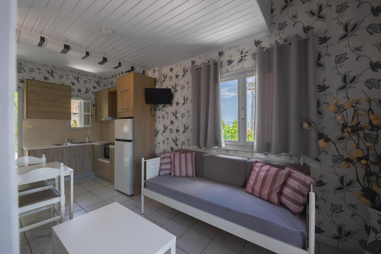 Potamaki Studios & Apartments Stoupa Ngoại thất bức ảnh