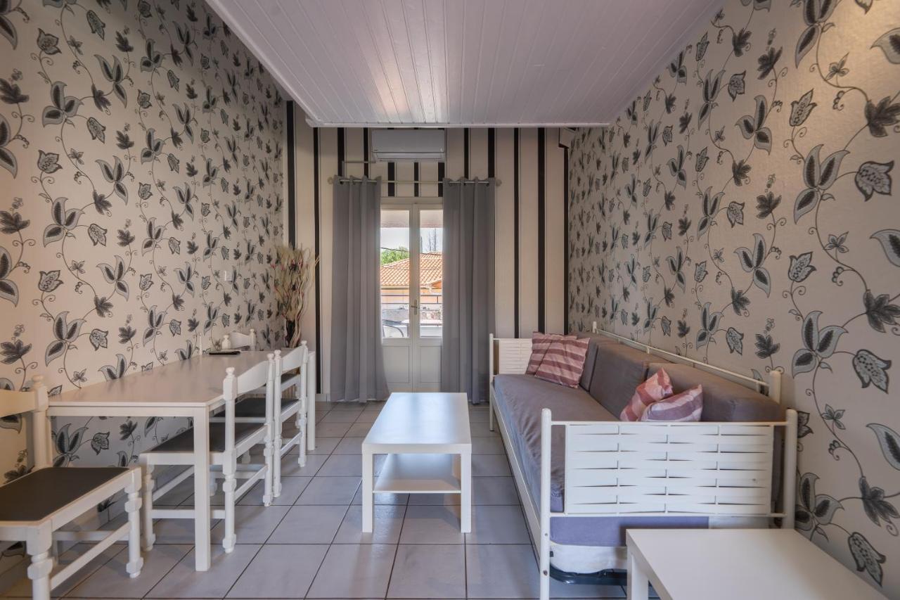 Potamaki Studios & Apartments Stoupa Ngoại thất bức ảnh