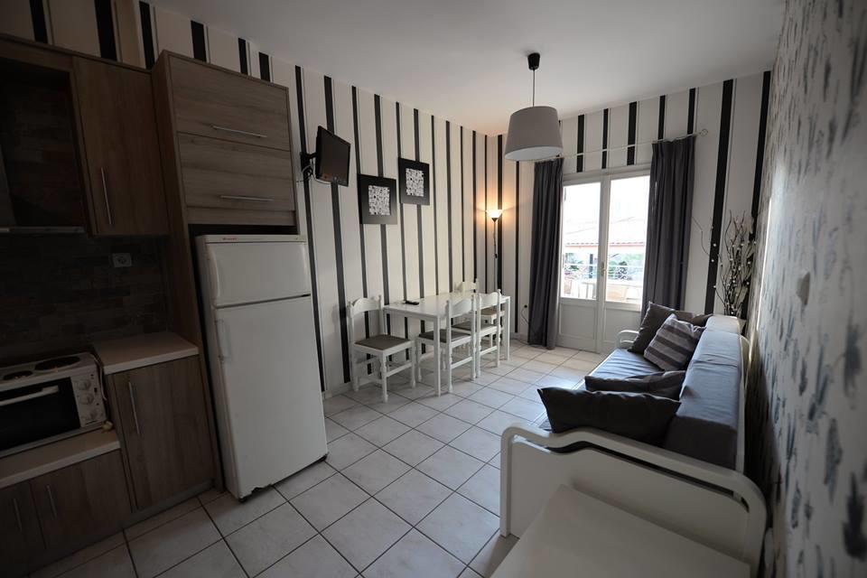 Potamaki Studios & Apartments Stoupa Ngoại thất bức ảnh