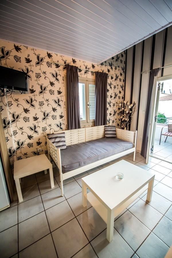 Potamaki Studios & Apartments Stoupa Ngoại thất bức ảnh